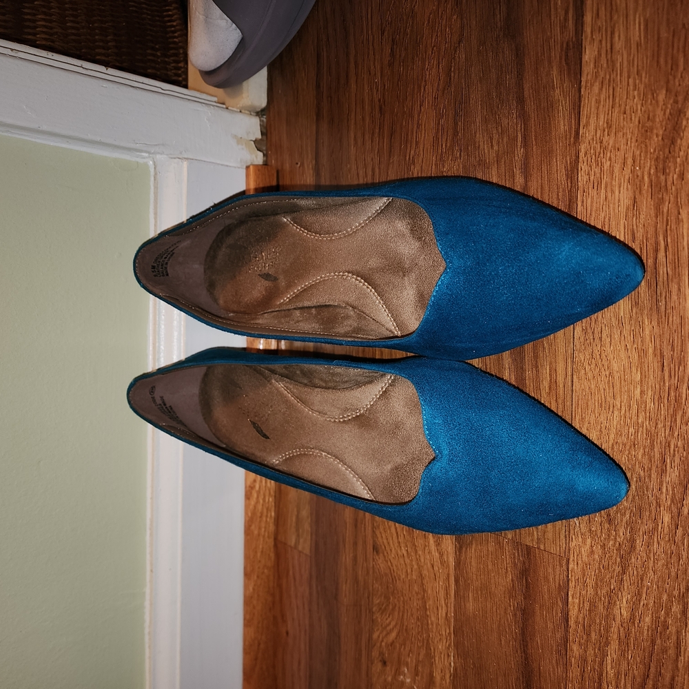 Elegant Blue Women's Heels